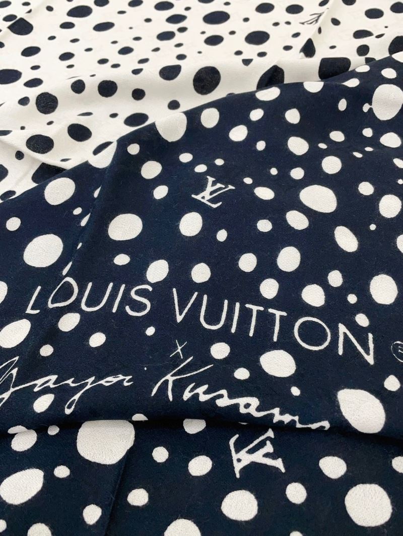 Louis Vuitton Scarf